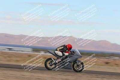 media/Sep-11-2022-SoCal Trackdays (Sun) [[81b7e951af]]/Back Straight Speed (850am)/